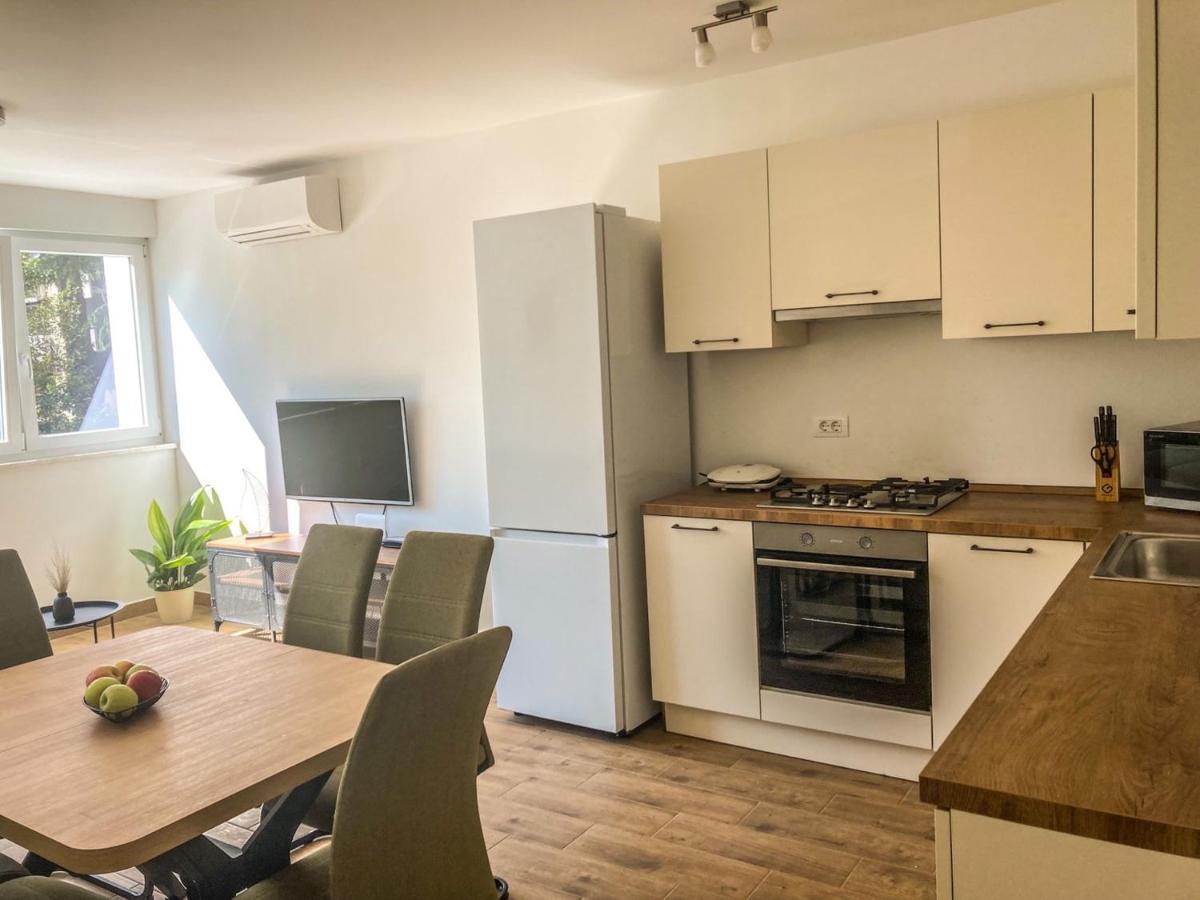 Apartment Mare Пула Екстер'єр фото